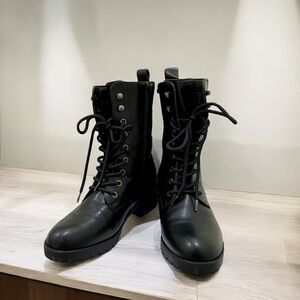 Amazon Combat Boots (Pre-owned)